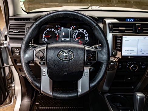 Used 2022 Toyota 4Runner SR5 image 14