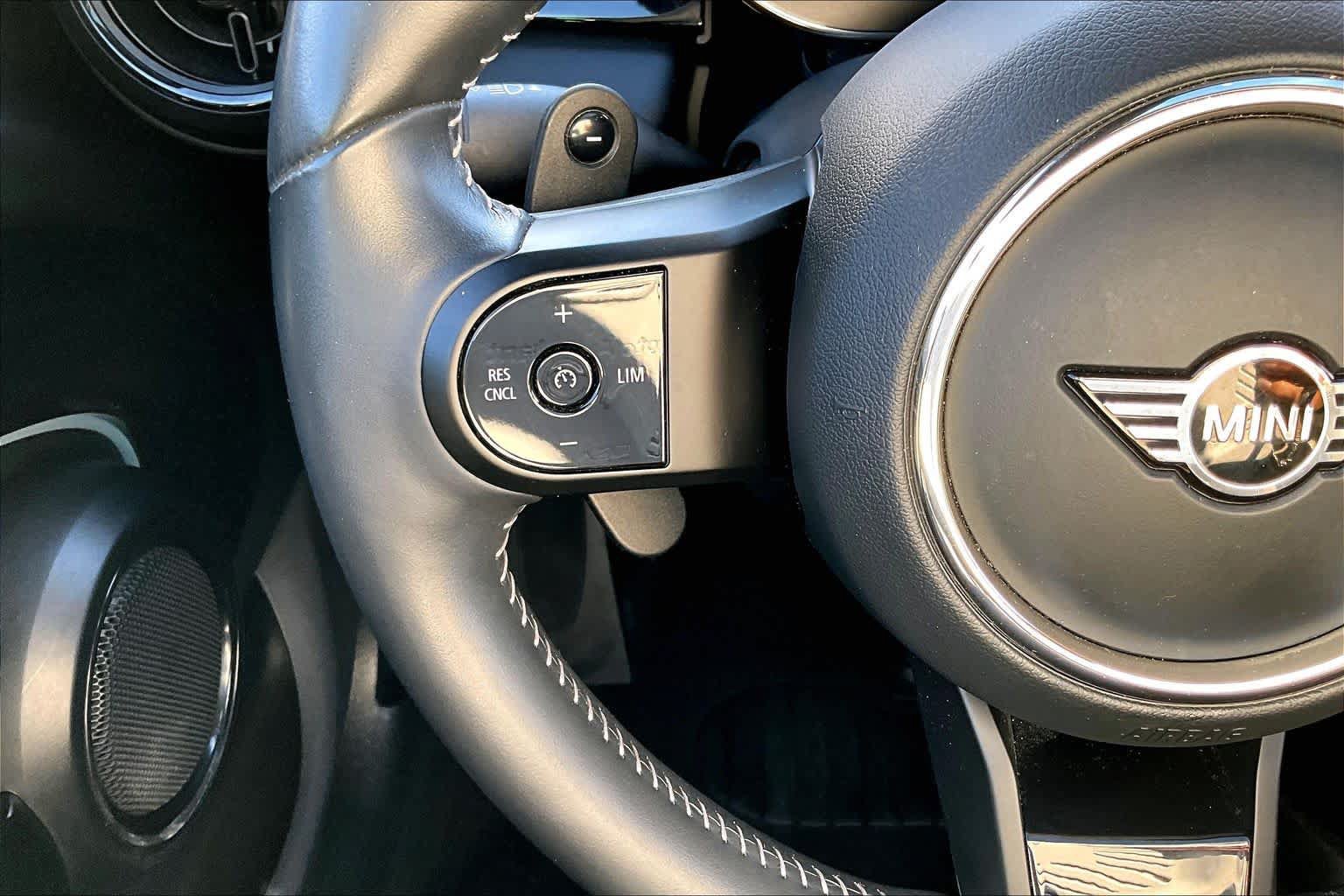 Used 2023 MINI Cooper S w/ Signature Upholstery Package FWD image 23