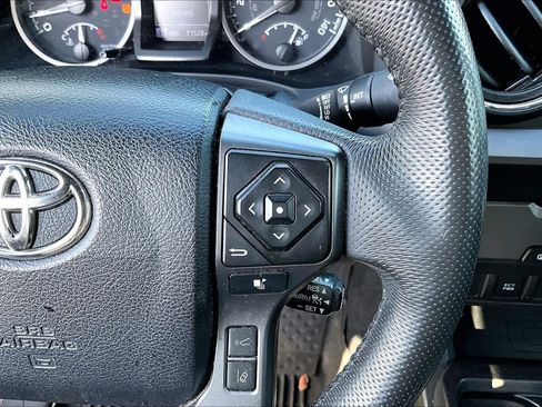 Used 2021 Toyota Tacoma TRD Off-Road image 24