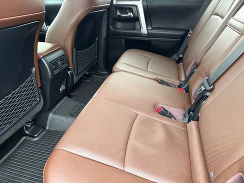 Used 2024 Toyota 4Runner Limited AWD/4WD image 18