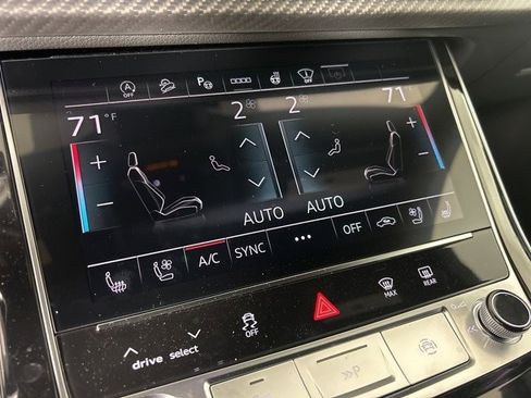 New 2026 Audi RS Q8 performance image 27