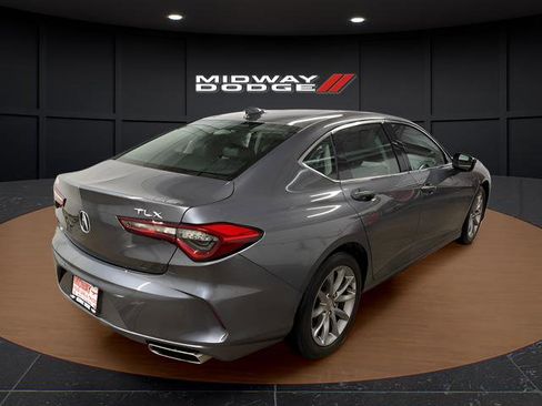 Used 2023 Acura TLX image 4