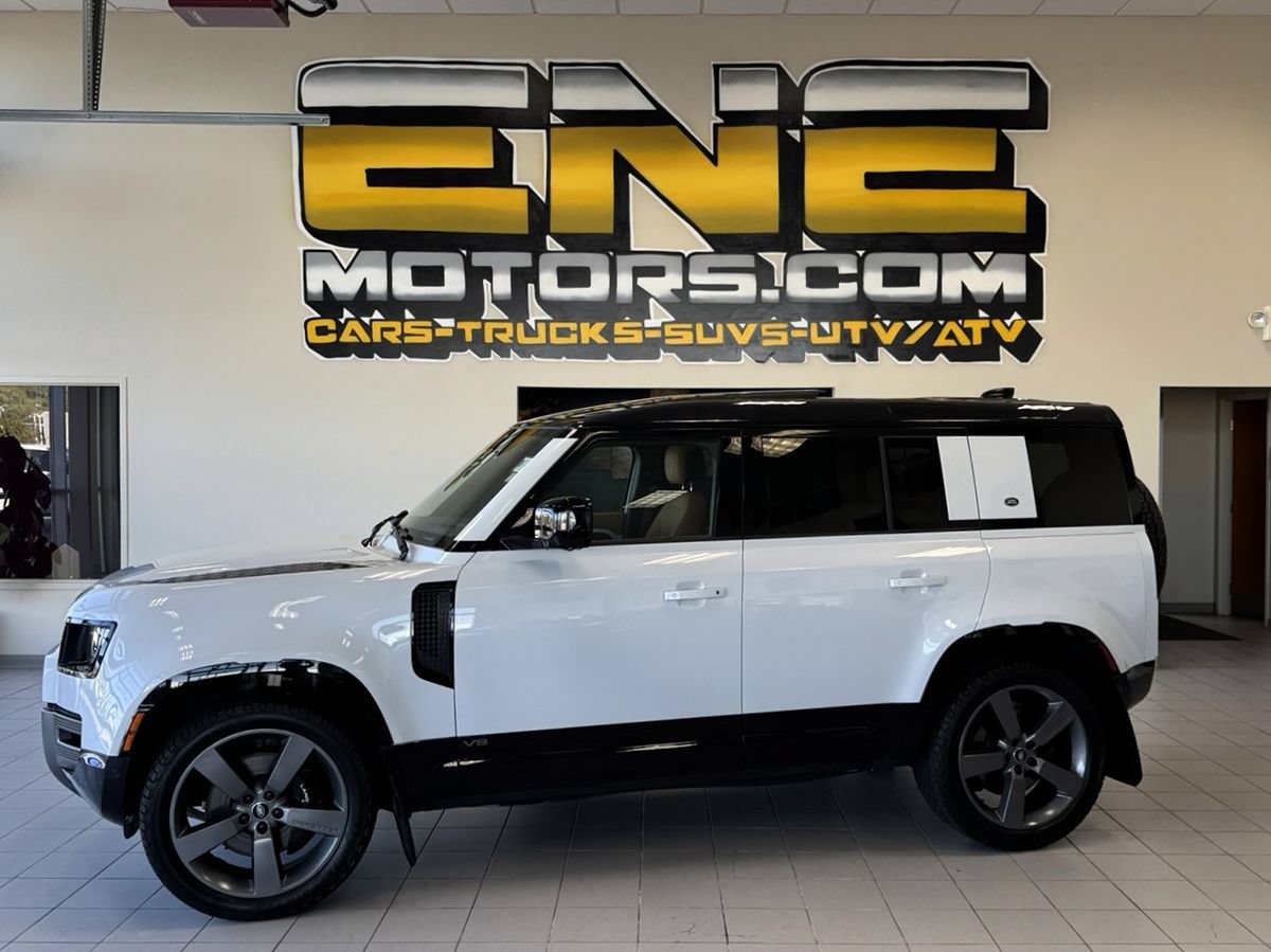 Used 2023 Land Rover Defender 110 V8 AWD/4WD image 4