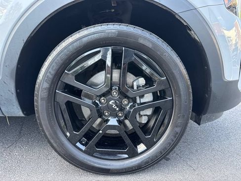 Used 2024 Kia Telluride EX X-Line AWD/4WD image 12