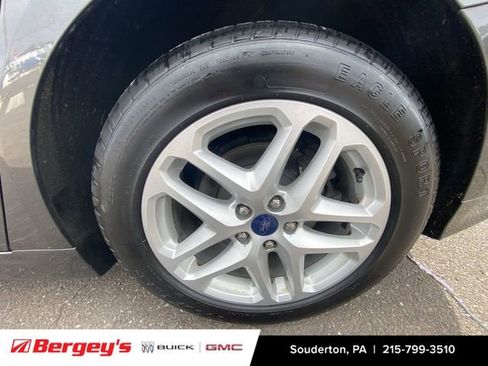 Used 2016 Ford Fusion SE image 36