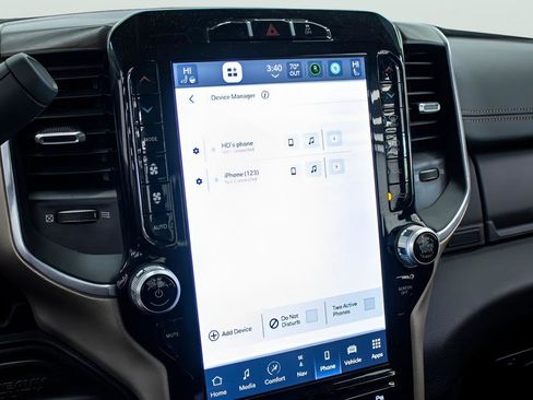 Used 2024 RAM 2500 Laramie AWD/4WD image 19