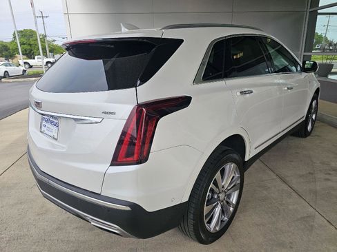 Used 2024 Cadillac XT5 Premium Luxury w/ Technology Package AWD/4WD image 5