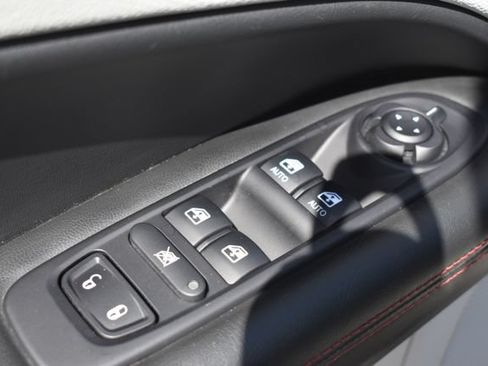Used 2021 Jeep Compass Limited AWD/4WD image 19