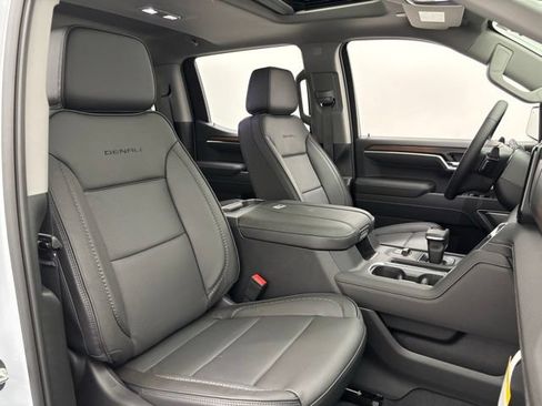 New 2026 GMC Sierra 1500 Denali AWD/4WD image 34