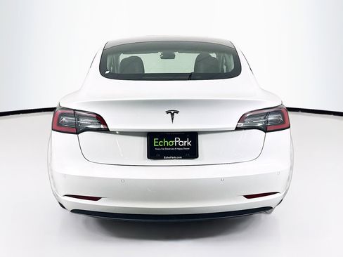Used 2021 Tesla Model 3 Standard Range Plus RWD image 33