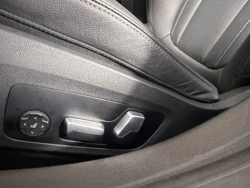 Used 2023 BMW i4 eDrive35 image 23