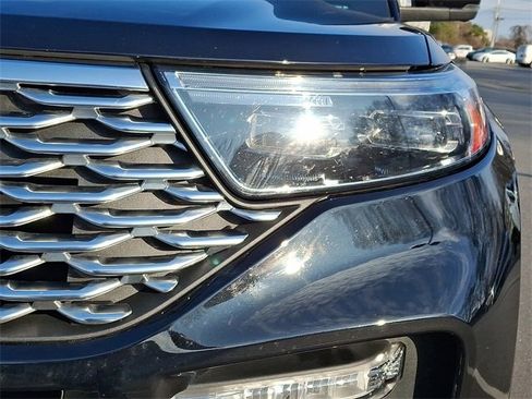 Used 2022 Ford Explorer Platinum w/ Equipment Group 601A image 9