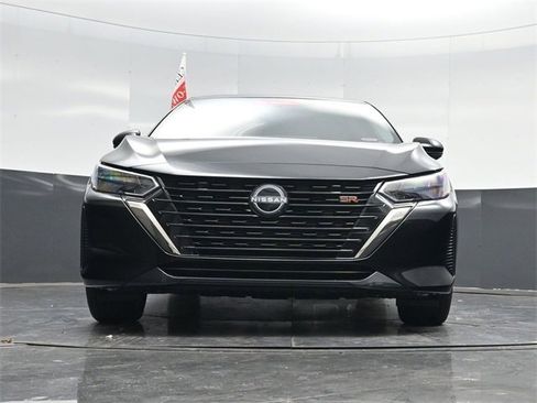 Used 2025 Nissan Sentra SR w/ SR Premium Package image 54