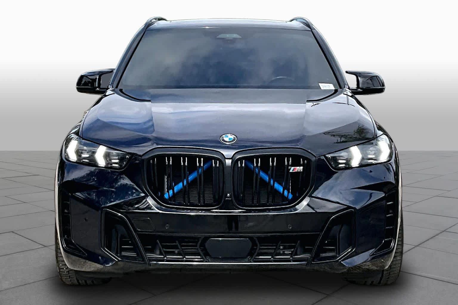 Used 2024 BMW X5 M60i AWD/4WD image 4