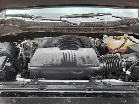 Used 2023 Chevrolet Silverado 1500 Custom Trail Boss w/ LPO, Dark Essentials Package image 13