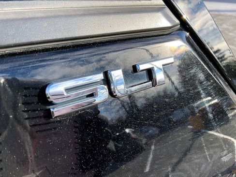 Used 2019 GMC Terrain SLT w/ Preferred Package image 23