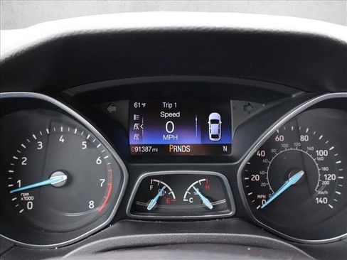 Used 2015 Ford Focus SE w/ Equipment Group 201A FWD image 15