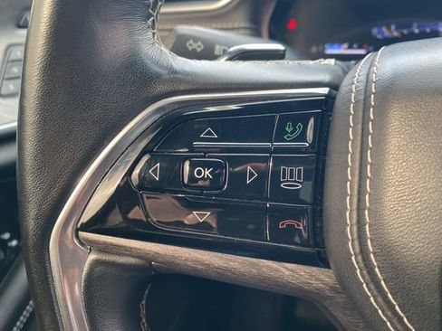 Certified 2022 Jeep Grand Cherokee L Overland w/ Luxury Tech Group IV image 33