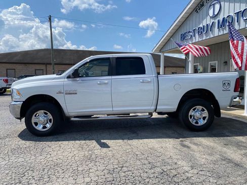 Used 2017 RAM 2500 SLT image 4