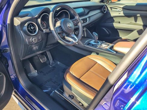 Used 2022 Alfa Romeo Stelvio Ti w/ Active Assist Plus Package image 9