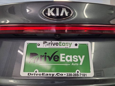 Used 2020 Kia Forte LXS image 13