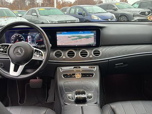 Used 2020 Mercedes-Benz E 350 4MATIC Sedan image 12