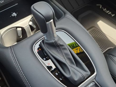 New 2027 Honda HR-V EX-L image 6