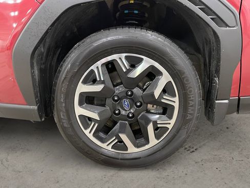 Used 2025 Subaru Forester Premium w/ Convenience Package #1 image 14