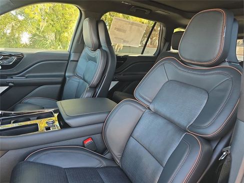 New 2026 Lincoln Aviator Black Label image 15