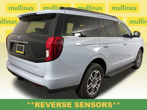 New 2026 Ford Expedition Active RWD image 4