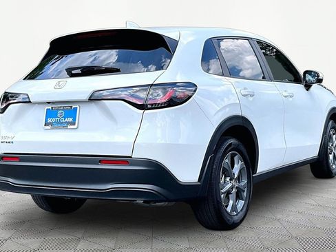 Certified 2026 Honda HR-V LX image 5