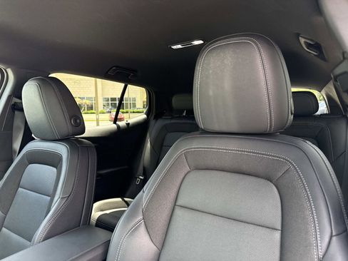 Used 2025 Chevrolet Equinox EV LT w/ Convenience Package FWD image 22