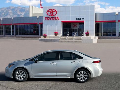 Used 2024 Toyota Corolla LE FWD image 6
