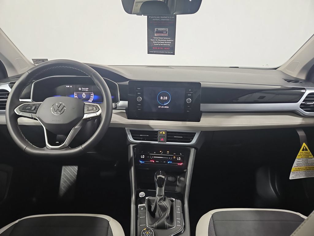 New 2026 Volkswagen Taos SE AWD/4WD image 12