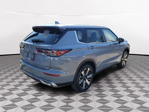 New 2026 Mitsubishi Outlander SE FWD image 6