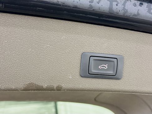 Used 2017 Audi Q5 2.0T Premium image 31