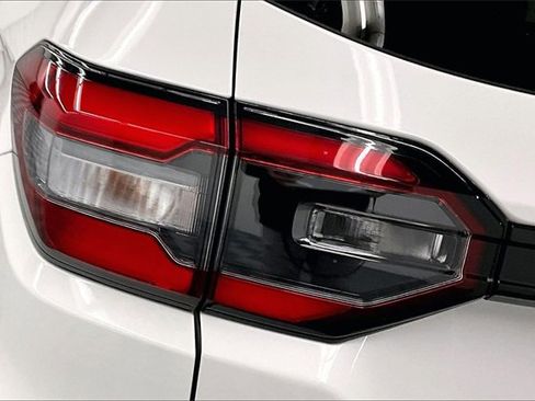 Used 2023 Honda Pilot EX-L image 31