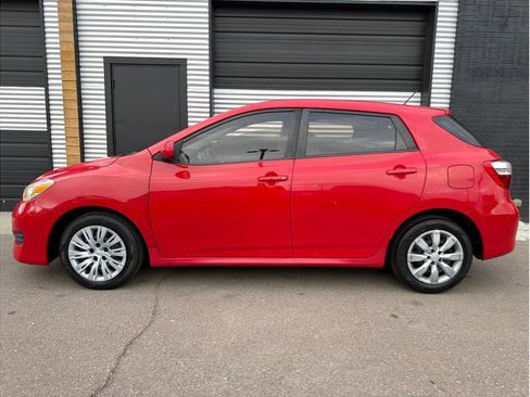 Used 2009 Toyota Matrix FWD image 6