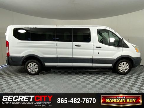 Used 2015 Ford Transit 350 XLT RWD image 8