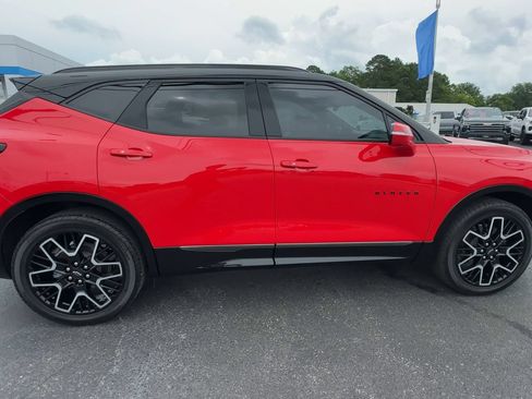 Certified 2023 Chevrolet Blazer RS w/ Driver Confidence II Package FWD image 9