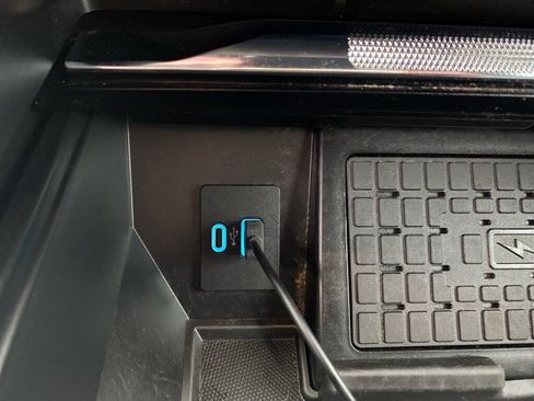 Used 2023 Ford F150 Lariat w/ Equipment Group 502A High image 16