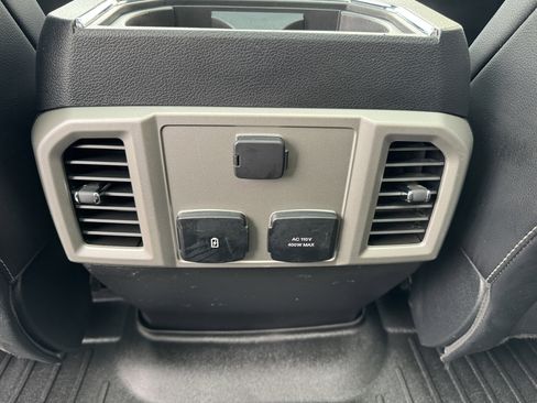 Used 2018 Ford F150 Lariat AWD/4WD image 35
