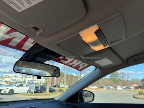 Used 2024 Nissan Altima 2.5 SR image 20