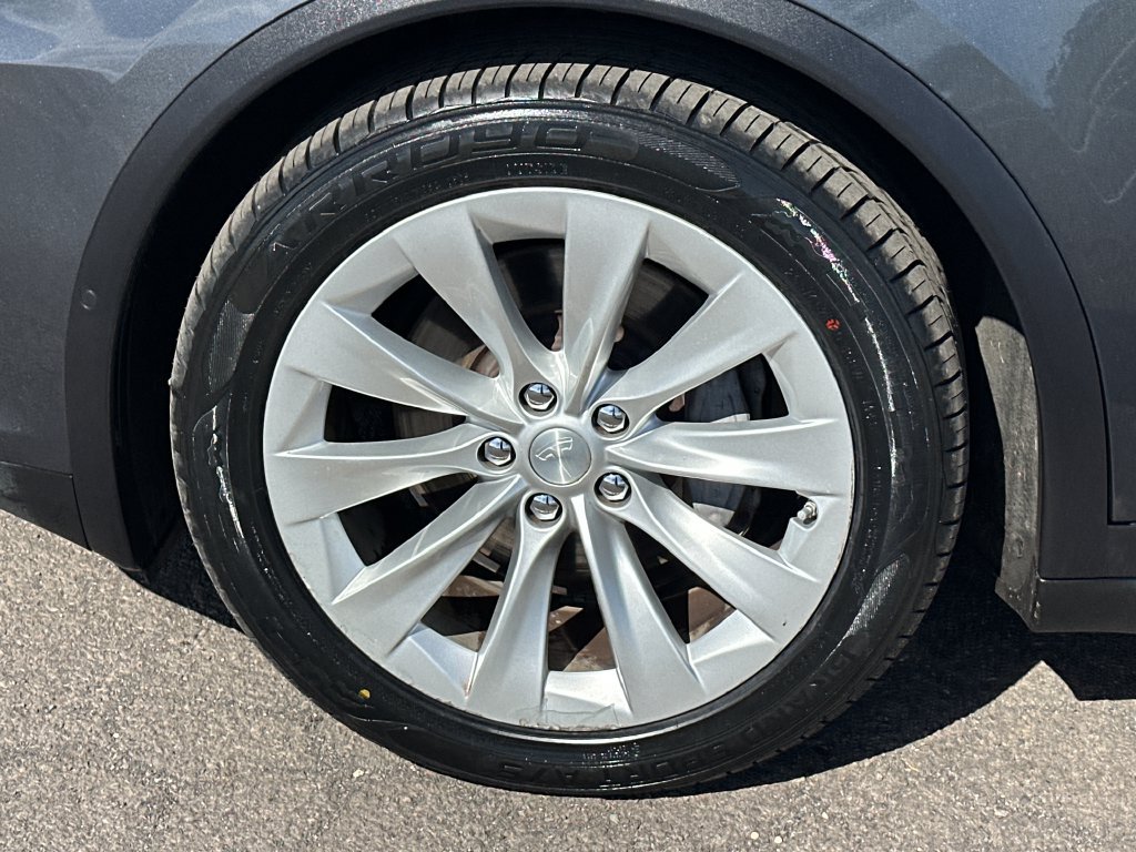 Used 2017 Tesla Model X 75D AWD/4WD image 21