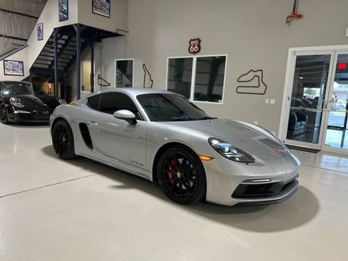 Used 2022 Porsche 718 Cayman GTS w/ Premium Package image 48