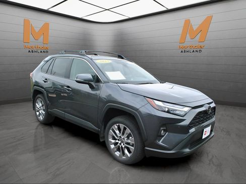 Certified 2023 Toyota RAV4 XLE Premium AWD/4WD image 5