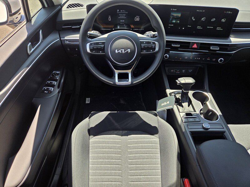 New 2026 Kia K5 LXS FWD image 8