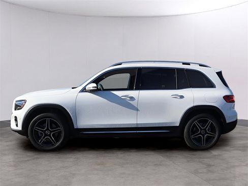 New 2026 Mercedes-Benz GLB 250 4MATIC image 4