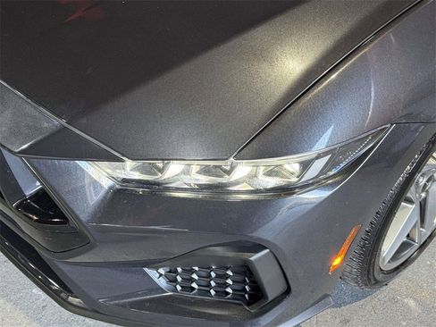 Used 2024 Ford Mustang GT Premium image 8