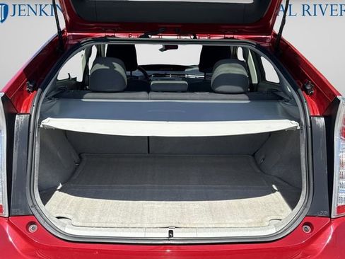 Used 2014 Toyota Prius Three FWD image 17